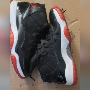 Men's Jordan Pattern leather 11 size 9